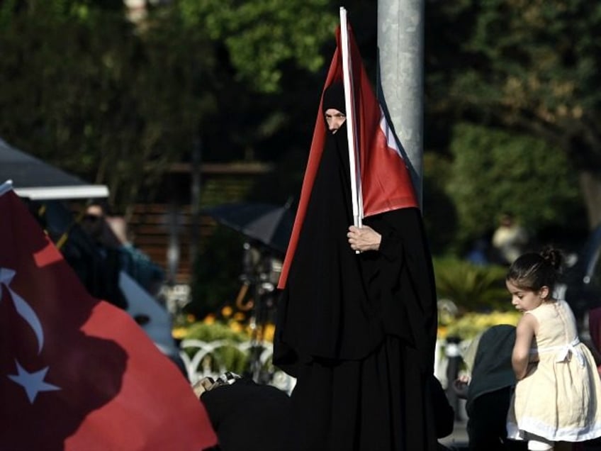 ex turkish lawmaker warns of rise in anti semitism following failed coup