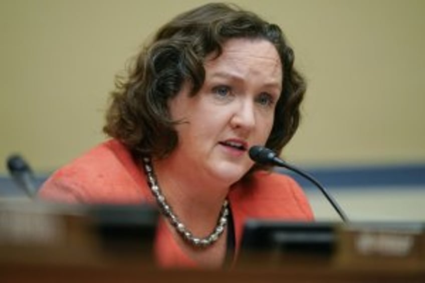 Ex-U.S. Rep. Katie Porter announces bid to be next governor of California