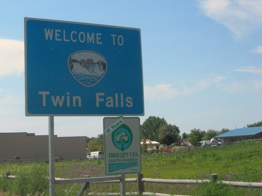 exclusive pamela geller hospital refuses to release medical records of five year old idaho victim raped by muslim migrants