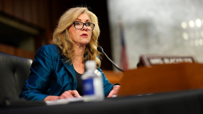 exclusive sen blackburn calls for investigation into allegation un agency employee detained israeli hostage