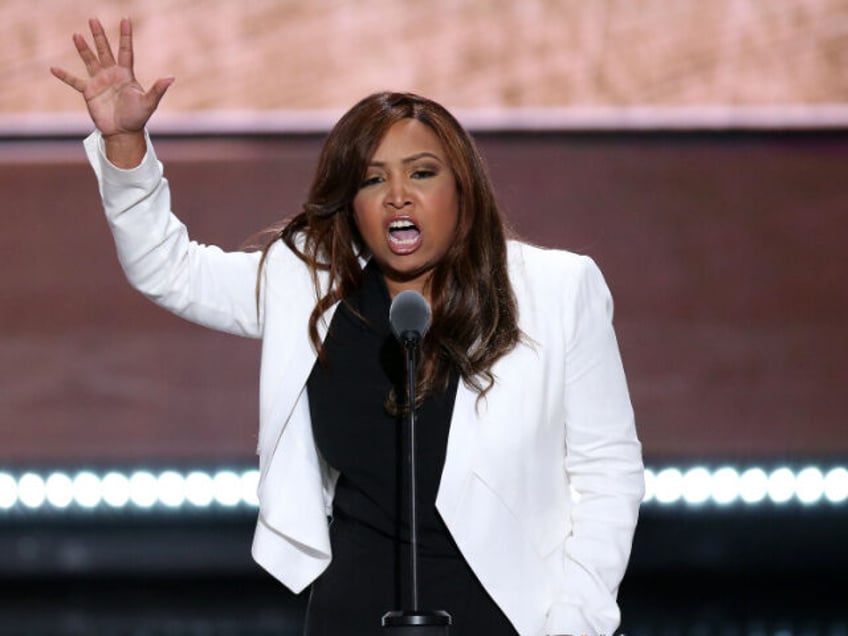 exclusive trump adviser lynne patton he will reinstate title 42 on day 1 to fight child trafficking in illegal immigration