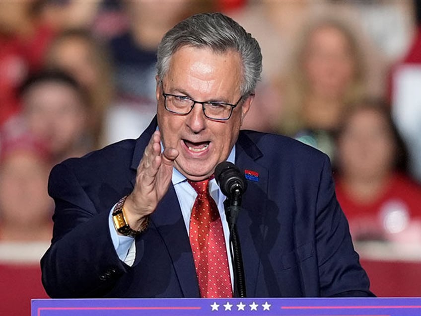 Wisconsin GOP chairman Brian Schimming speaks before Republican presidential nominee forme