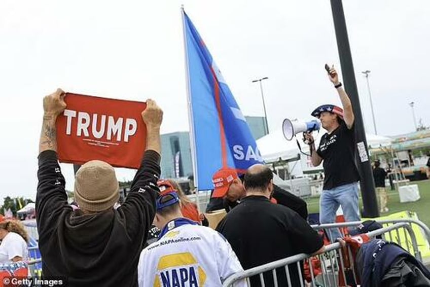 explosives reported near trump rally on long island as police hunt for suspect