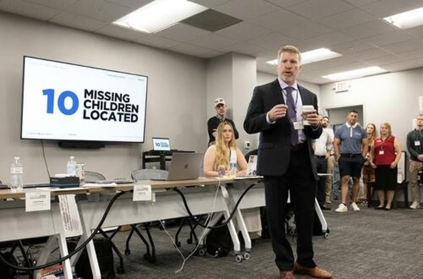 extraordinary more than two dozen missing children found in florida special operation