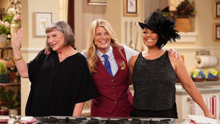 Mindy Cohm, Lisa Whelchel, and Kim Fields posing together