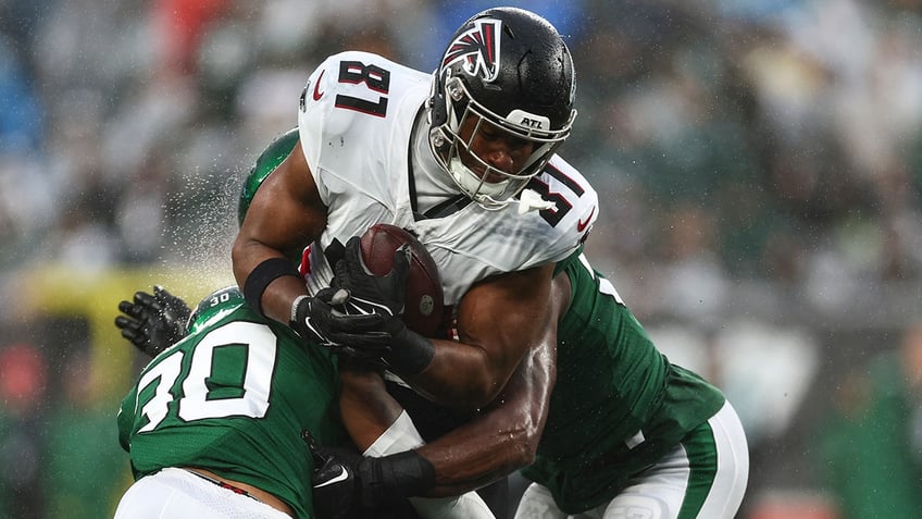 falcons walk away with victory over jets in ugly game