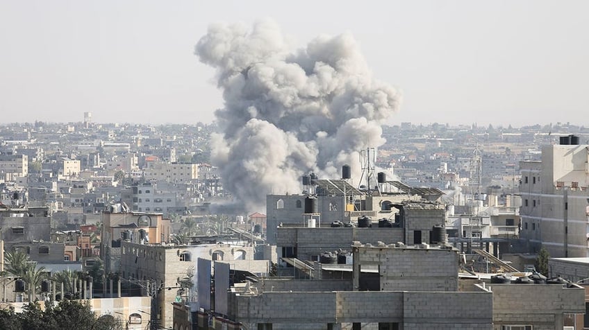 Airstrike hits Gaza Strip