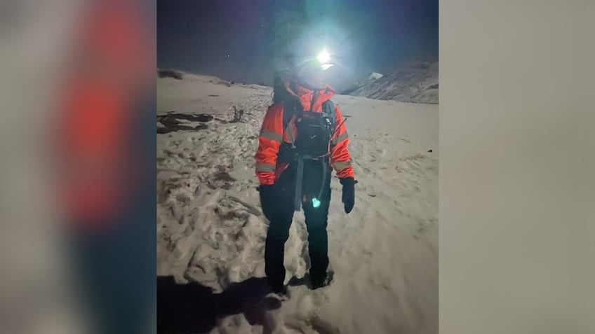 family of 5 dramatically rescued from colorado mountains amid plummeting temps