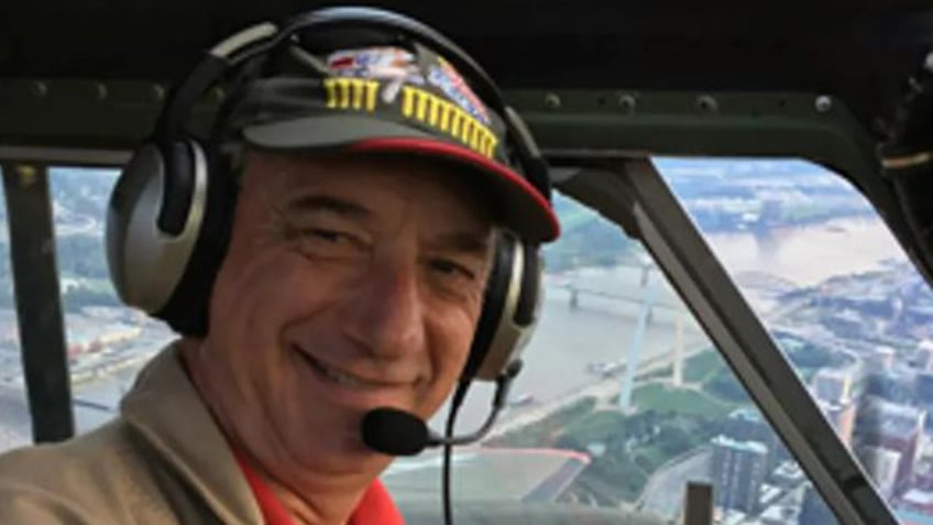 family of pilot killed in texas air show crash sues organizers of wings over dallas who is responsible
