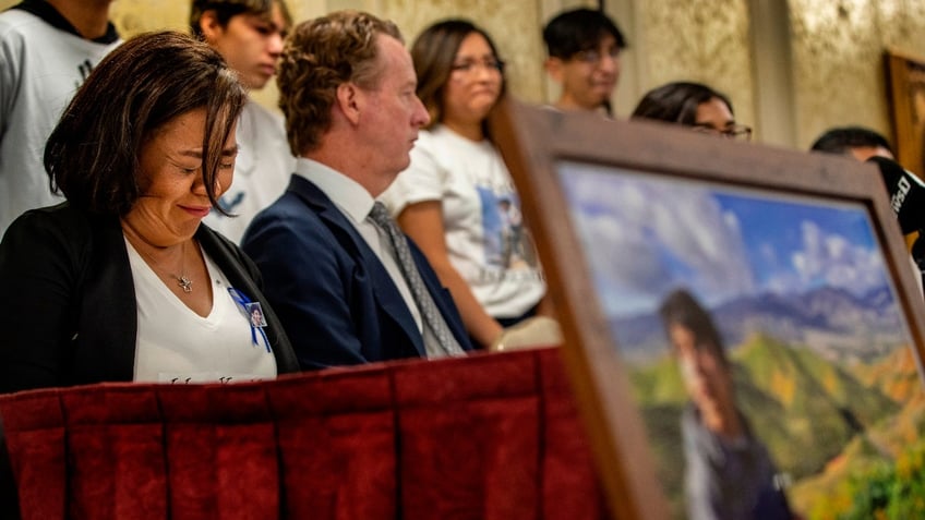 family reaches 27m settlement after son 13 punched to death at school