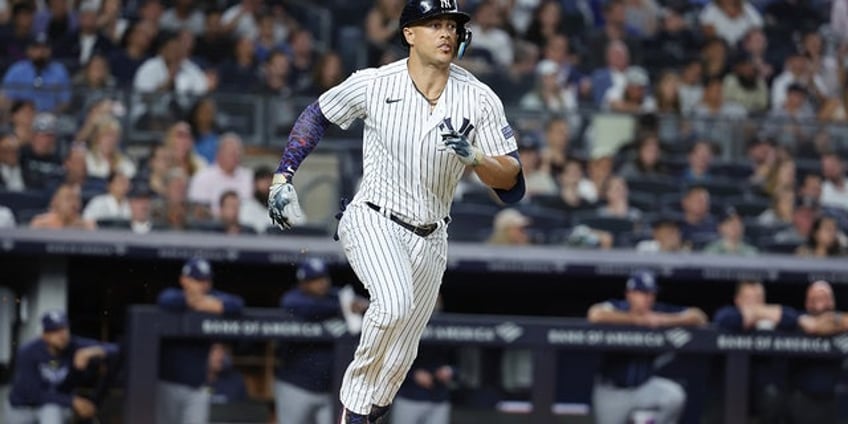 fans rip yankees giancarlo stanton after nonchalant jog leads to easy out at home plate