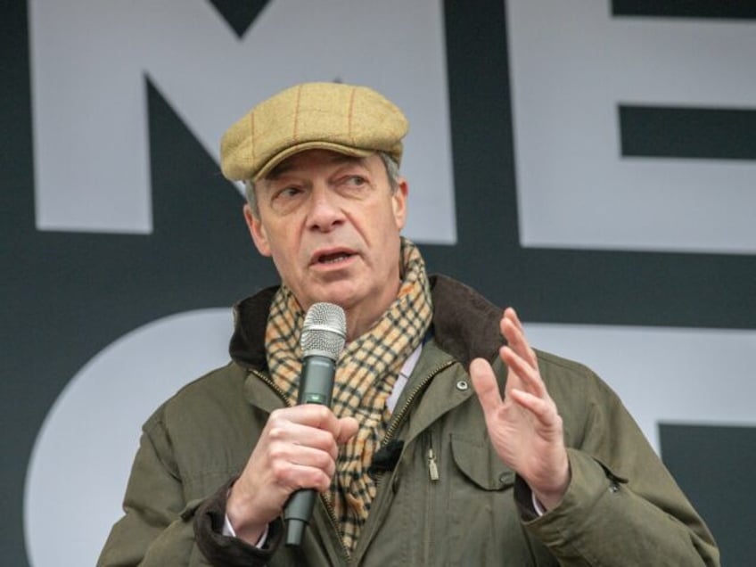 MILL HILL, ENGLAND - FEBRUARY 10: Reform UK leader Nigel Farage speaks during a farmers de