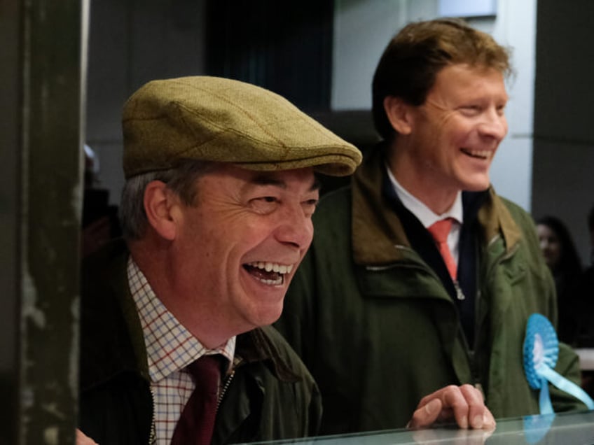 HARTLEPOOL, ENGLAND - NOVEMBER 23: MEP and Brexit Party leader Nigel Farage (L) and party