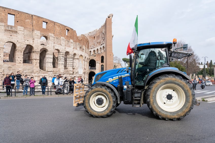 ROME, ITALY - 2024/02/09: Italian farmers drive their tractor on the street during the rally. Hundreds of tractors gathered outside Rome driven by farmers as part of a European wave of protests against the cutting of their produce by cheaper imports from third countries, rising fuel costs and the impact of government measures. (Photo by Stefano Costantino/SOPA Images/LightRocket via Getty Images)