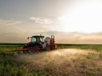 Farming Robot Kills 200,000 Weeds Per Hour With Lasers