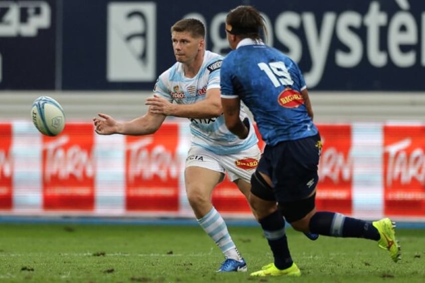 Owen Farrell passes on his Racing 92 debut as Baptiste Delaporte of Castres closes in