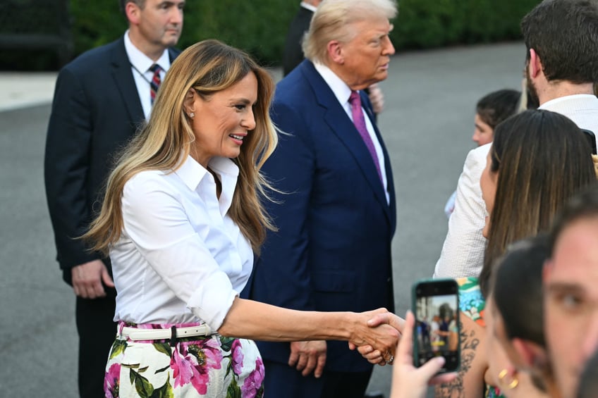 fashion notes melania trump hosts white house picnic in fuchsia dolce gabbana