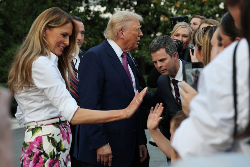 fashion notes melania trump hosts white house picnic in fuchsia dolce gabbana