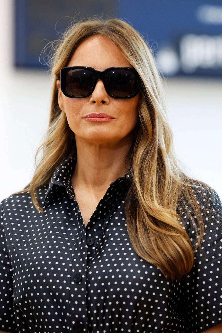 fashion notes melania trump is election day elegant in palm beach