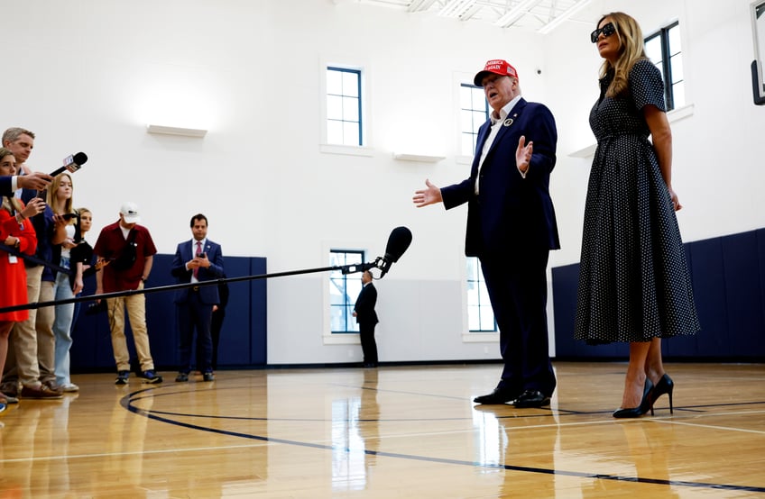 fashion notes melania trump is election day elegant in palm beach