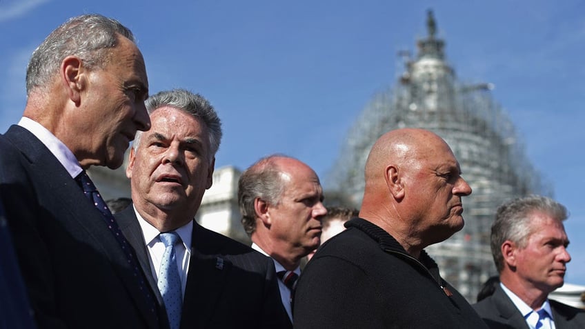 Schumer with Zadroga outside capitol