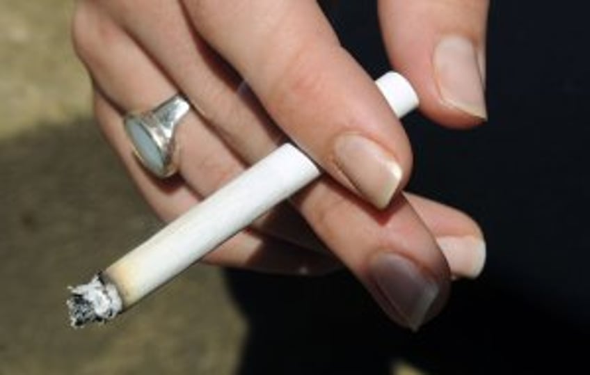 FDA calls for lowering nicotine levels in cigarettes to non-addictive levels