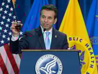 FDA to offer faster drug reviews to companies promoting ‘national priorities’