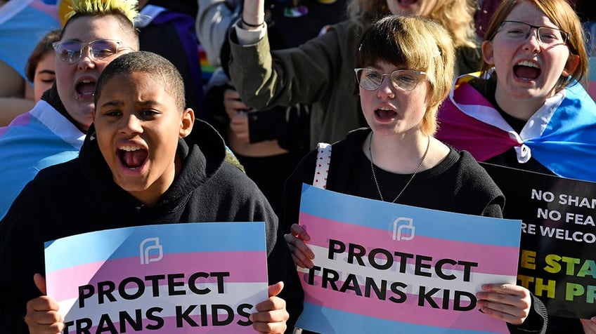 federal appeals court rules school district can continue to keep student gender transitions from parents