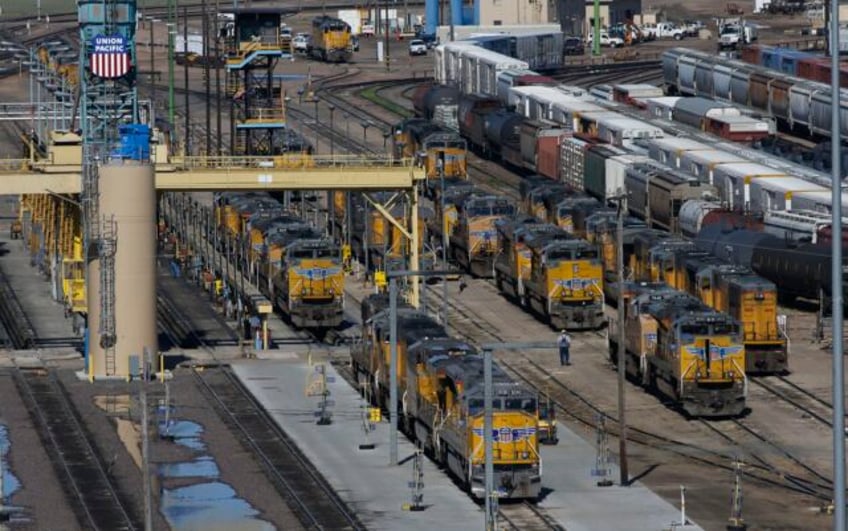 federal railroad inspectors find alarming number of defects on union pacific this summer