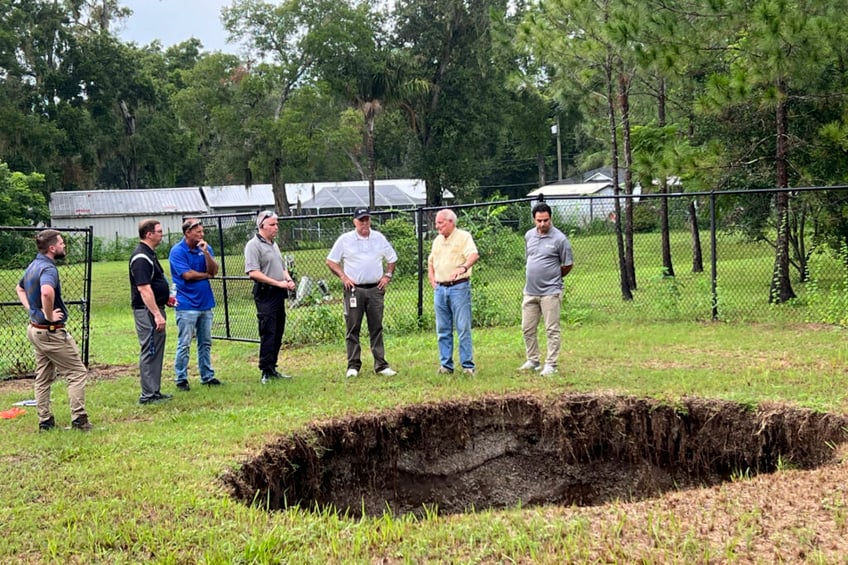 fifty foot wide sinkhole again opens up on florida property