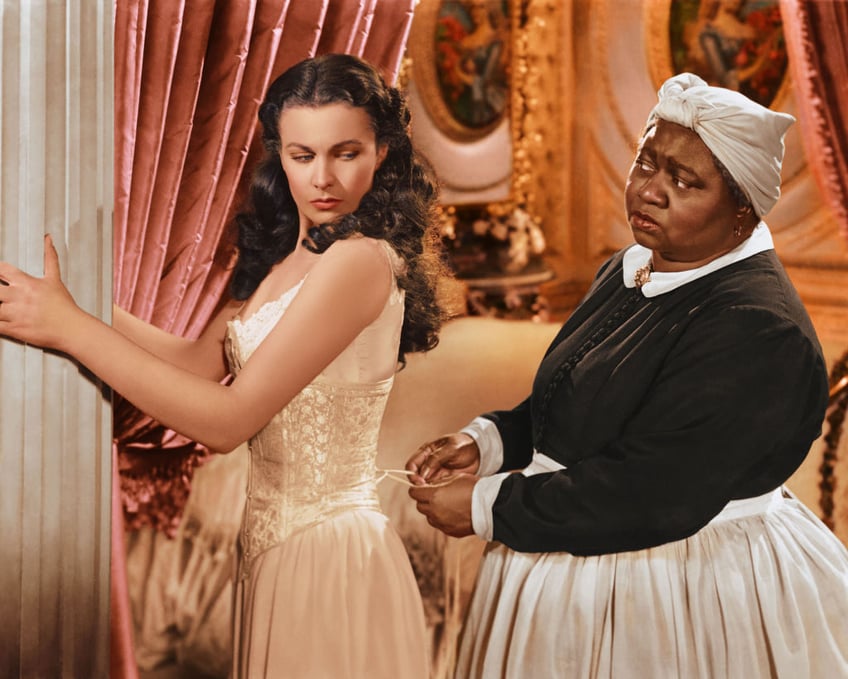 film academy gifts a replacement of hattie mcdaniels historic oscar to howard university