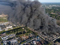 Fire destroys shopping complex housing 1,400 outlets in Poland's capital