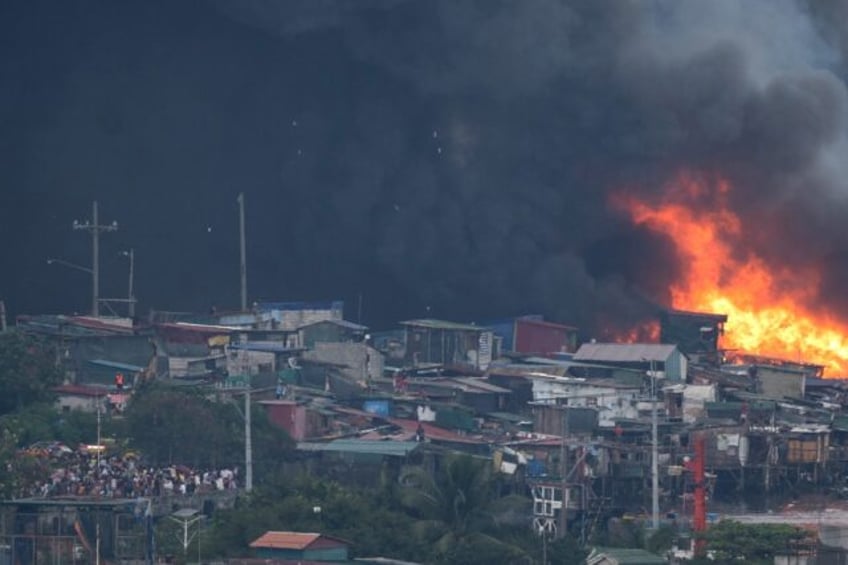 Manila fire department said around 1,000 houses were burned