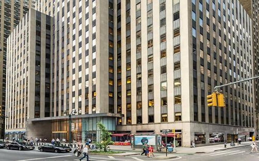 firesale blackstones defaulted manhattan office tower loan marketed at 50 discount