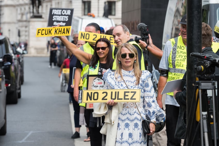 first day of sadiq khans anti car crackdown marred by computer issues protests