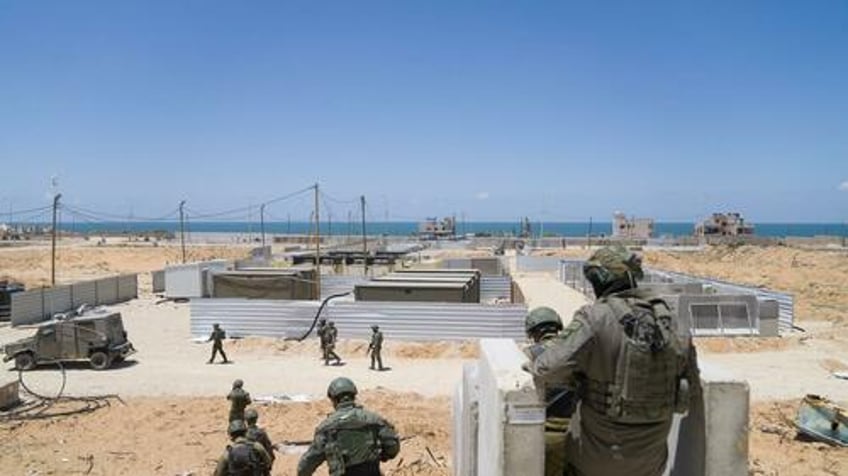 first images of american taxpayers 350 million completed gaza pier 