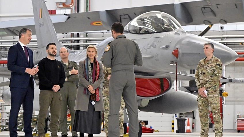 Zelenksyy f-16