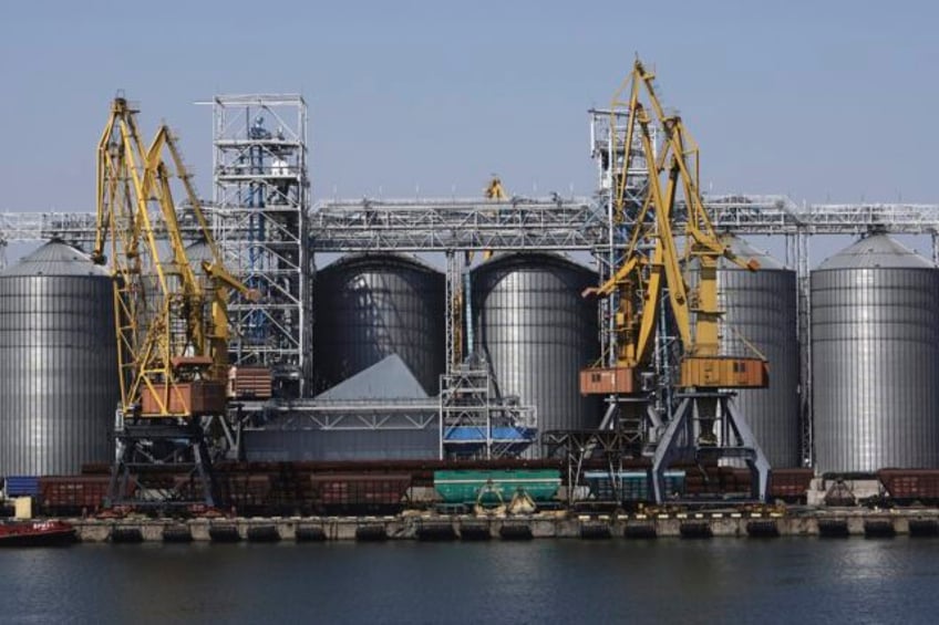 first two cargo ships arrive in ukrainian port after russias exit from grain deal