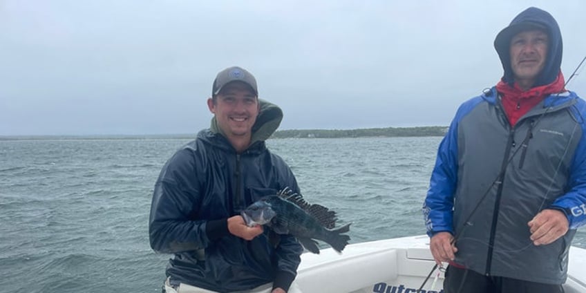 fishing trips for veterans nonprofit boosts heroes mental health with calming experience