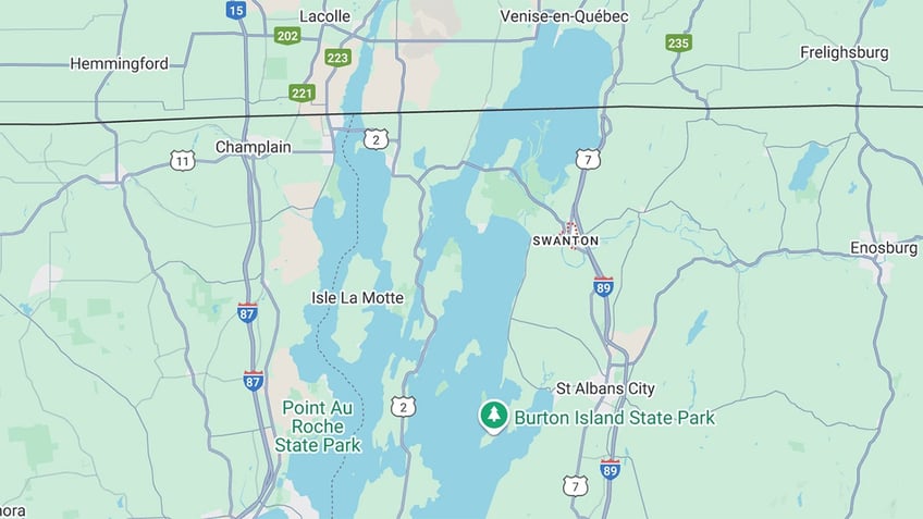 u.s. border with canada on map