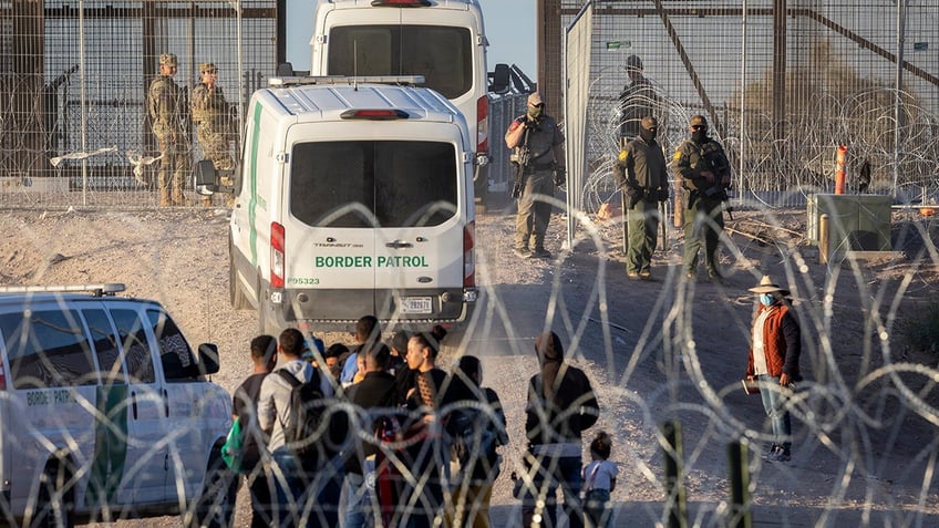 Border Patrol working in El Paso sector