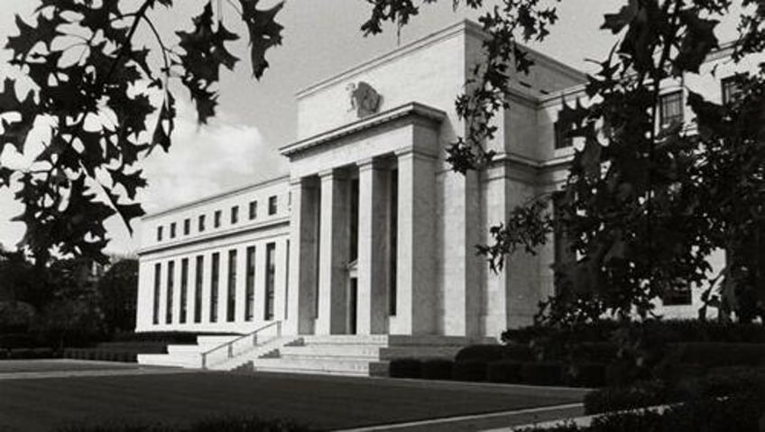 flashback federal reserve refuses to provide records of foreign gold holdings