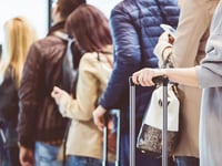 Flight passenger's standby status rant goes viral, plus woman drinking wine teaches family a lesson
