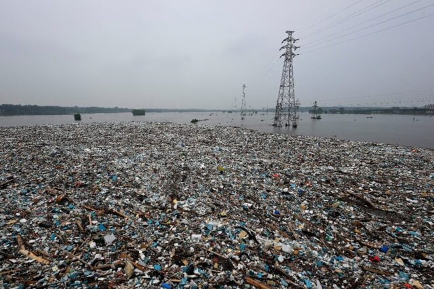 floods for miles swathes of china underwater after historic rain