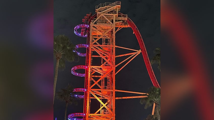 florida amusement park riders stuck in vertical position for nearly an hour way up there