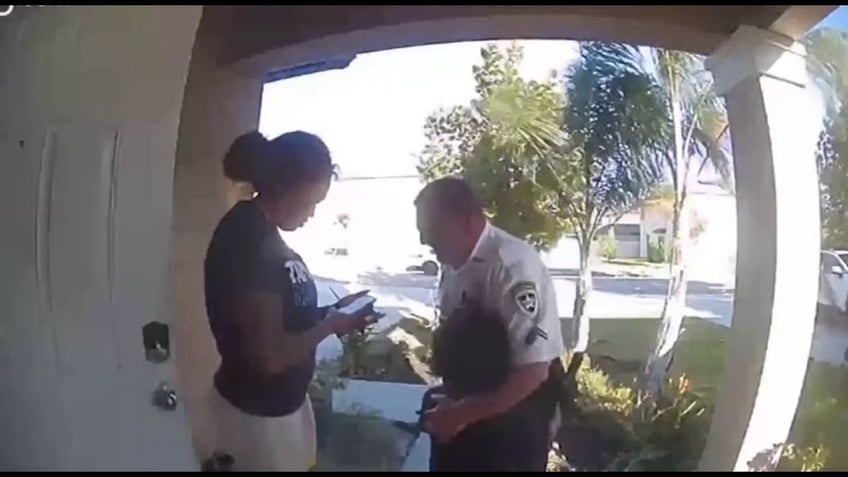 florida child calls 911 to hug a deputy officials