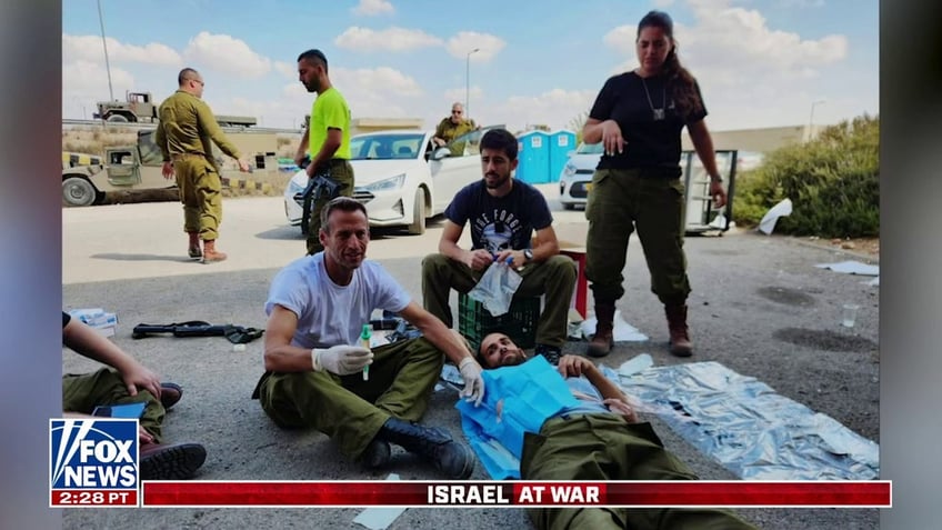 florida doctor treating idf soldiers after war broke out during family vacation chaotic period of time