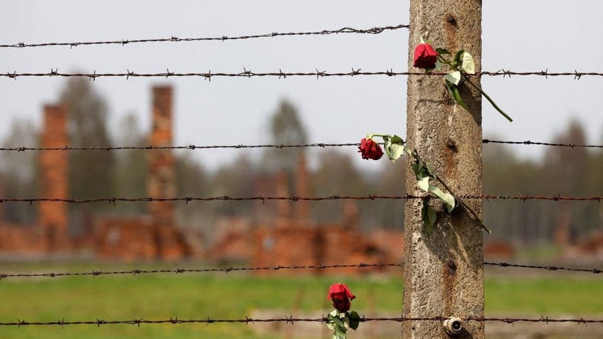 florida jewish leaders push local officials for approval to build holocaust museum this is your legacy