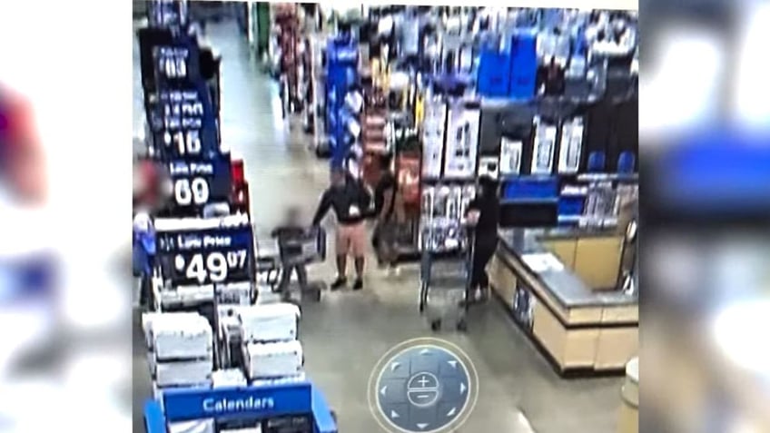 florida man arrested after he allegedly attempted to kidnap child from walmart police