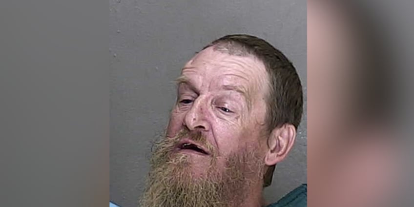 florida man with rap sheet spanning decades allegedly threatens cops with cane rip your f ing head off